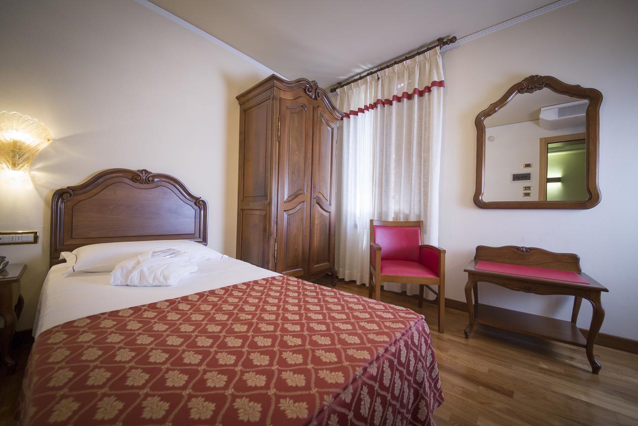 Hotel Spessotto Portogruaro Eksteriør bilde